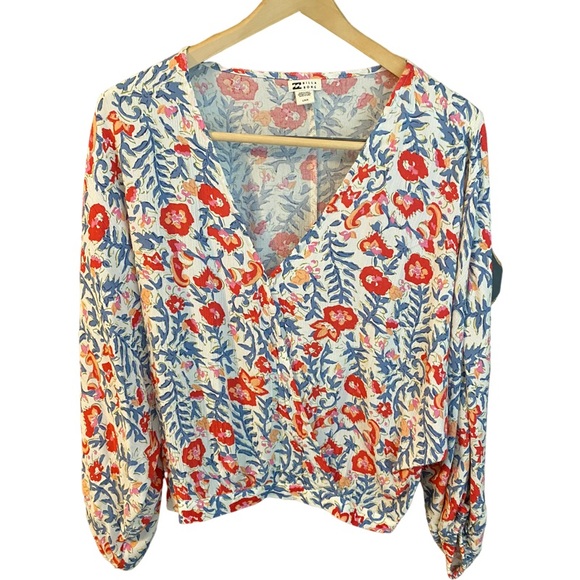 Billabong Tops - Billabong floral top large nwot